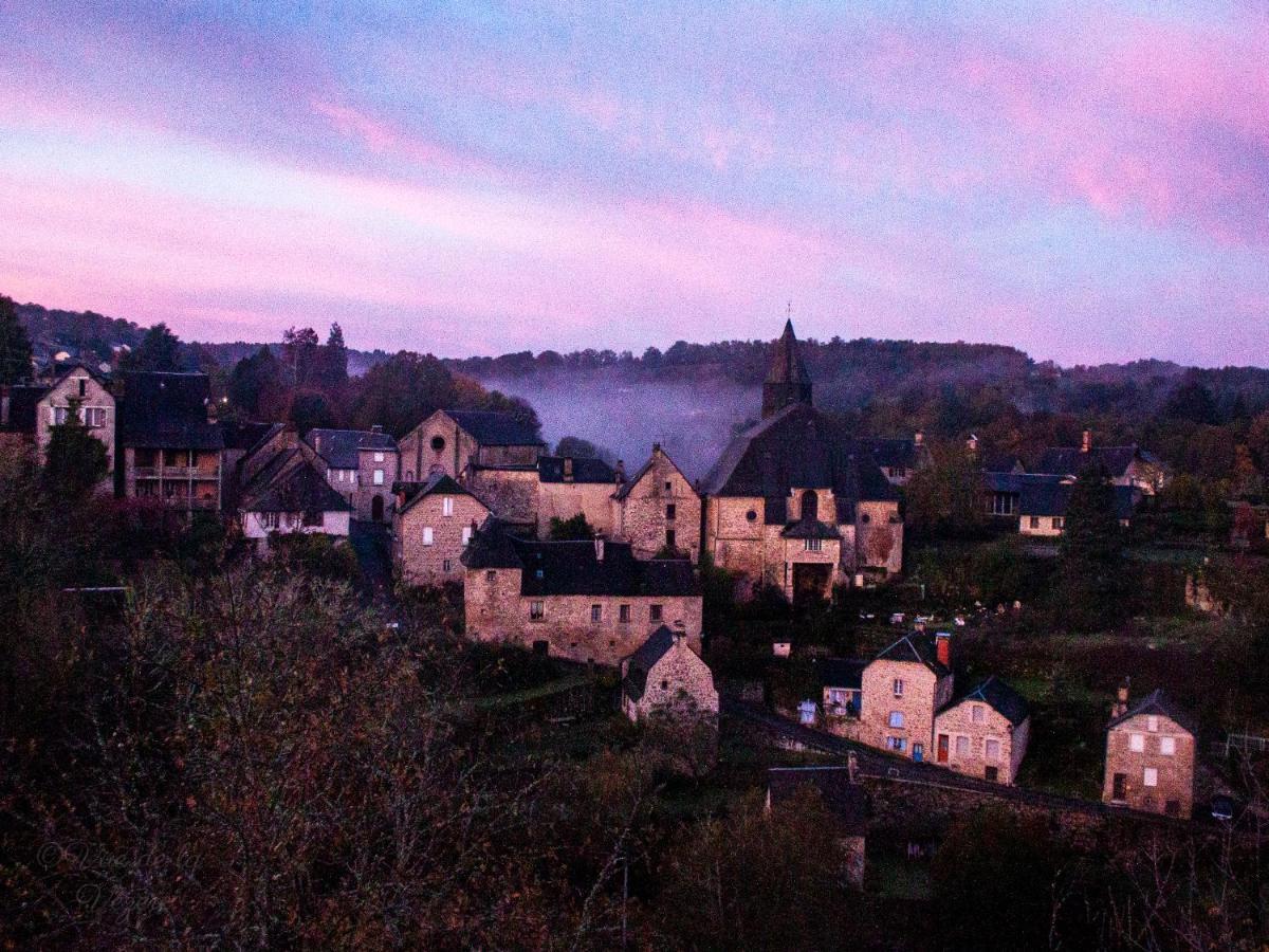 Bed and Breakfast Vue sur la Vezere à Treignac Extérieur photo